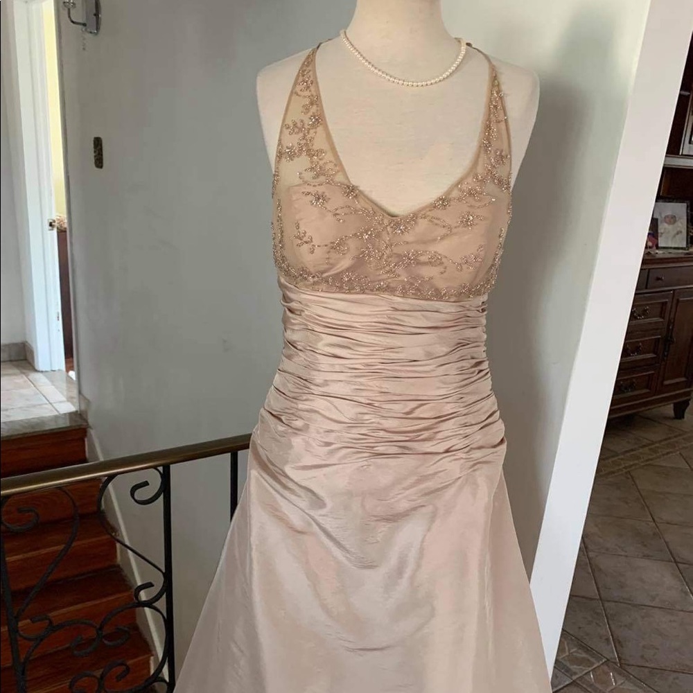 Size 14 gown